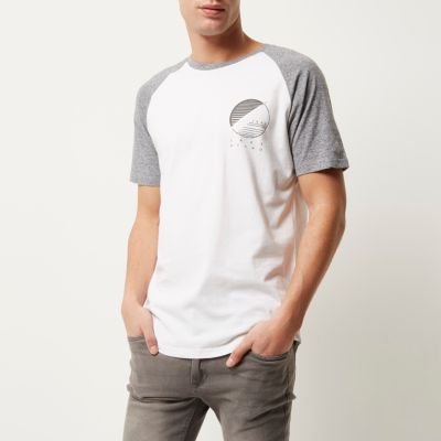 White raglan t-shirt